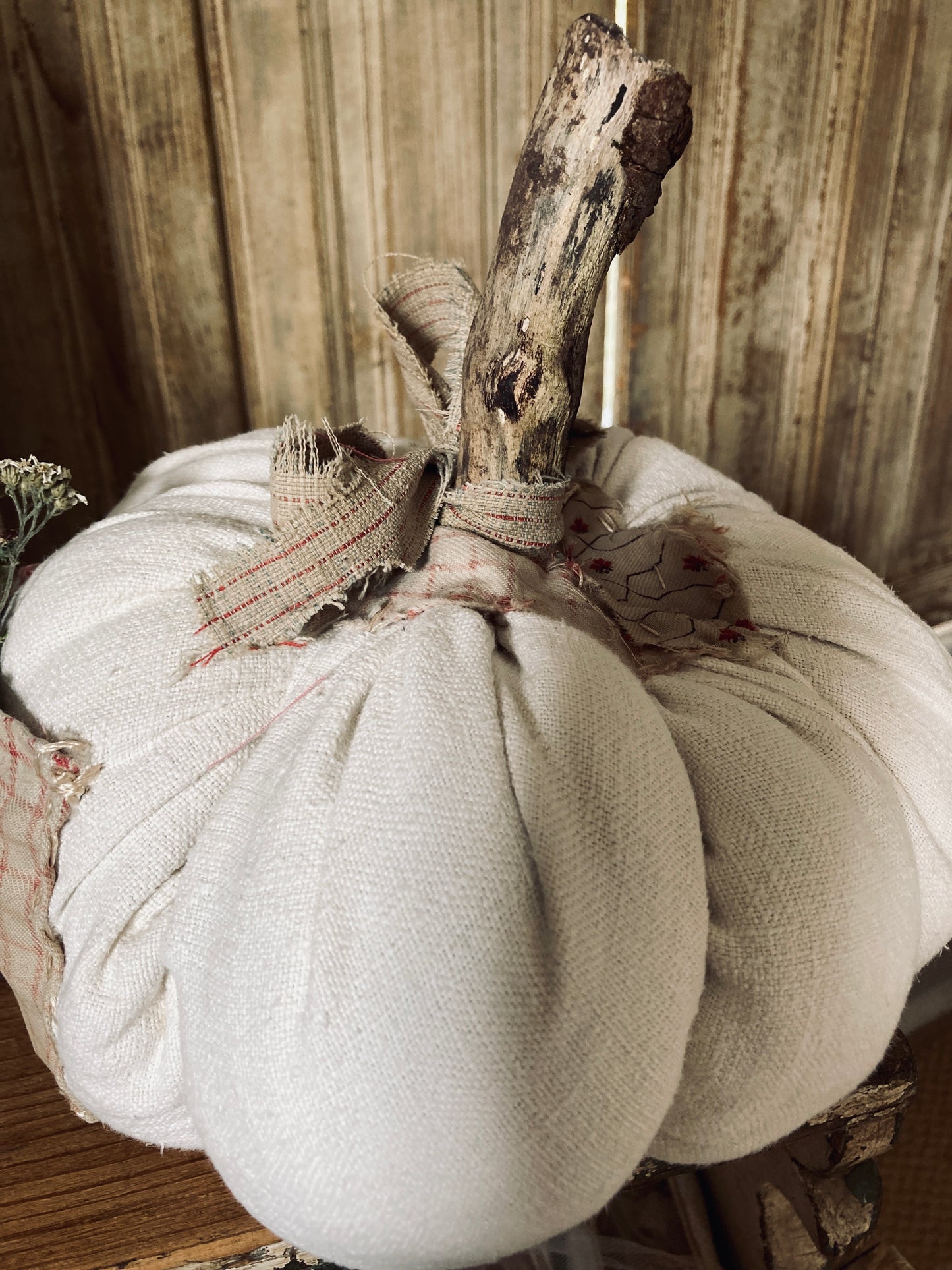 Linen pumpkin number 1.