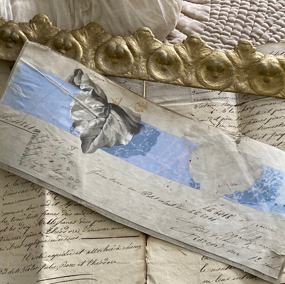 Unfinished blue leaf border