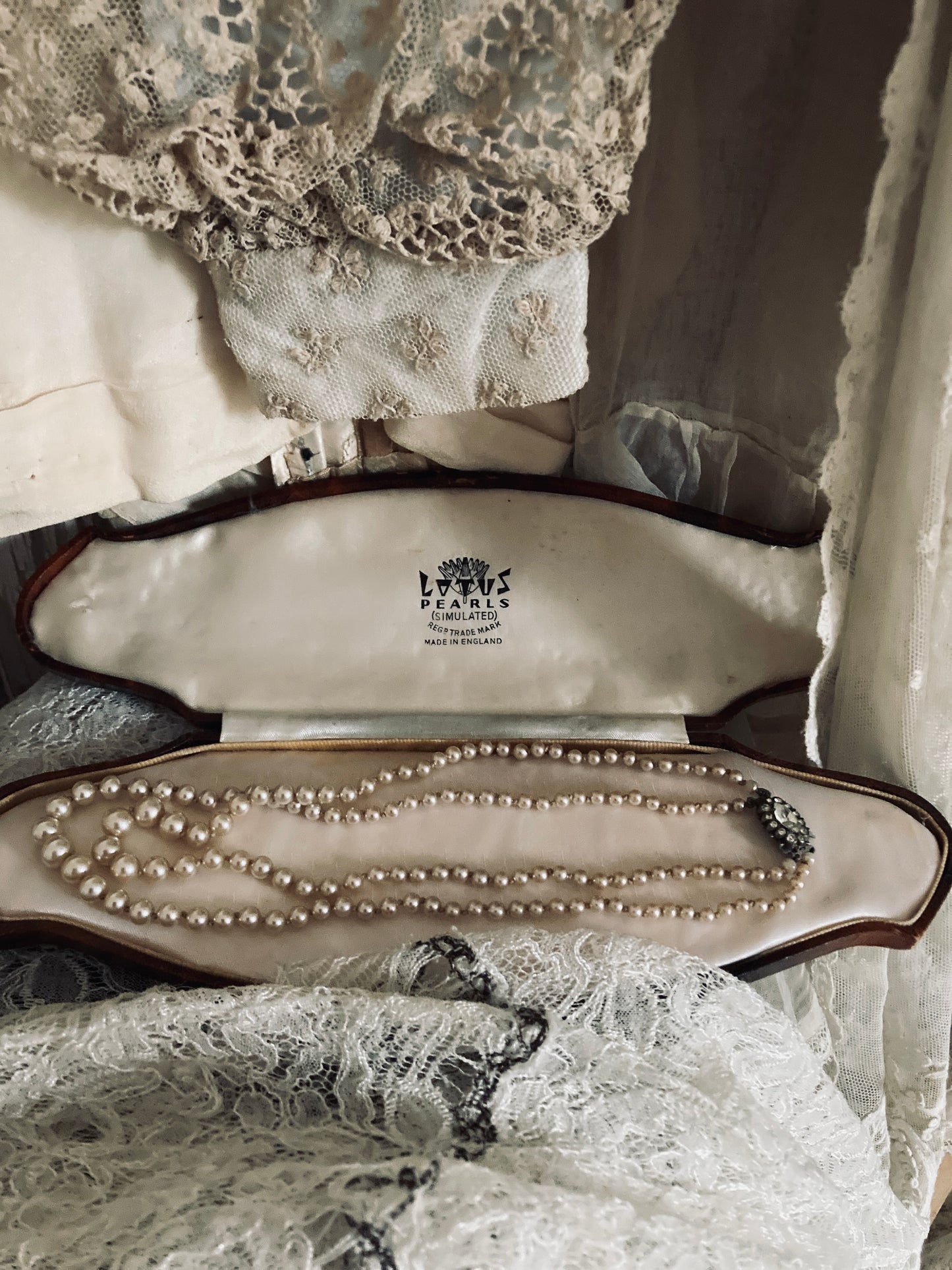 Vintage lotus boxed pearls
