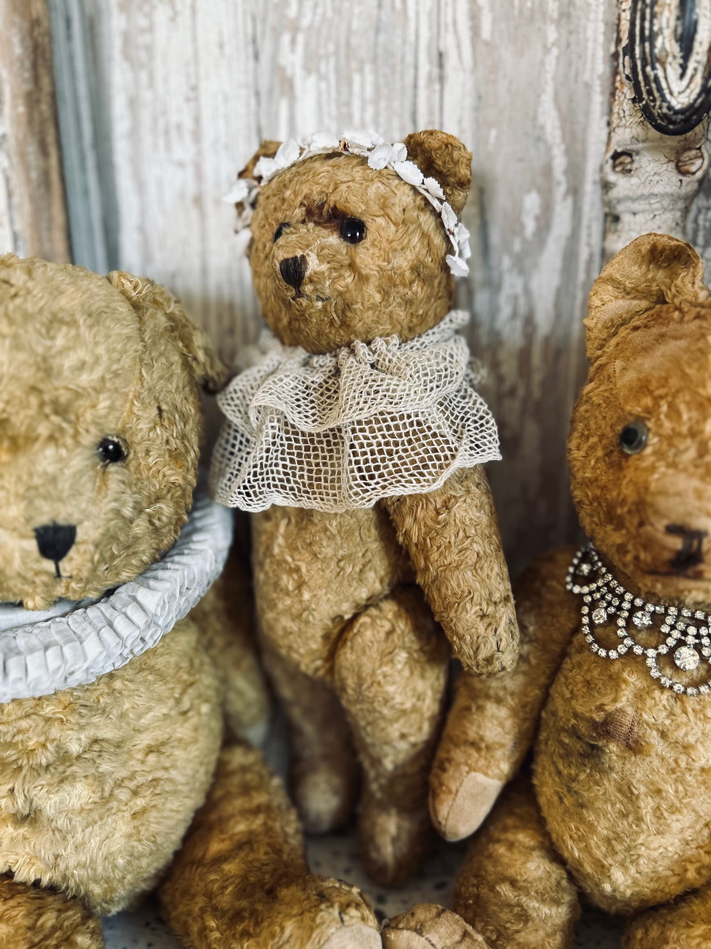 Vintage teddy bear (Mrs Bea)