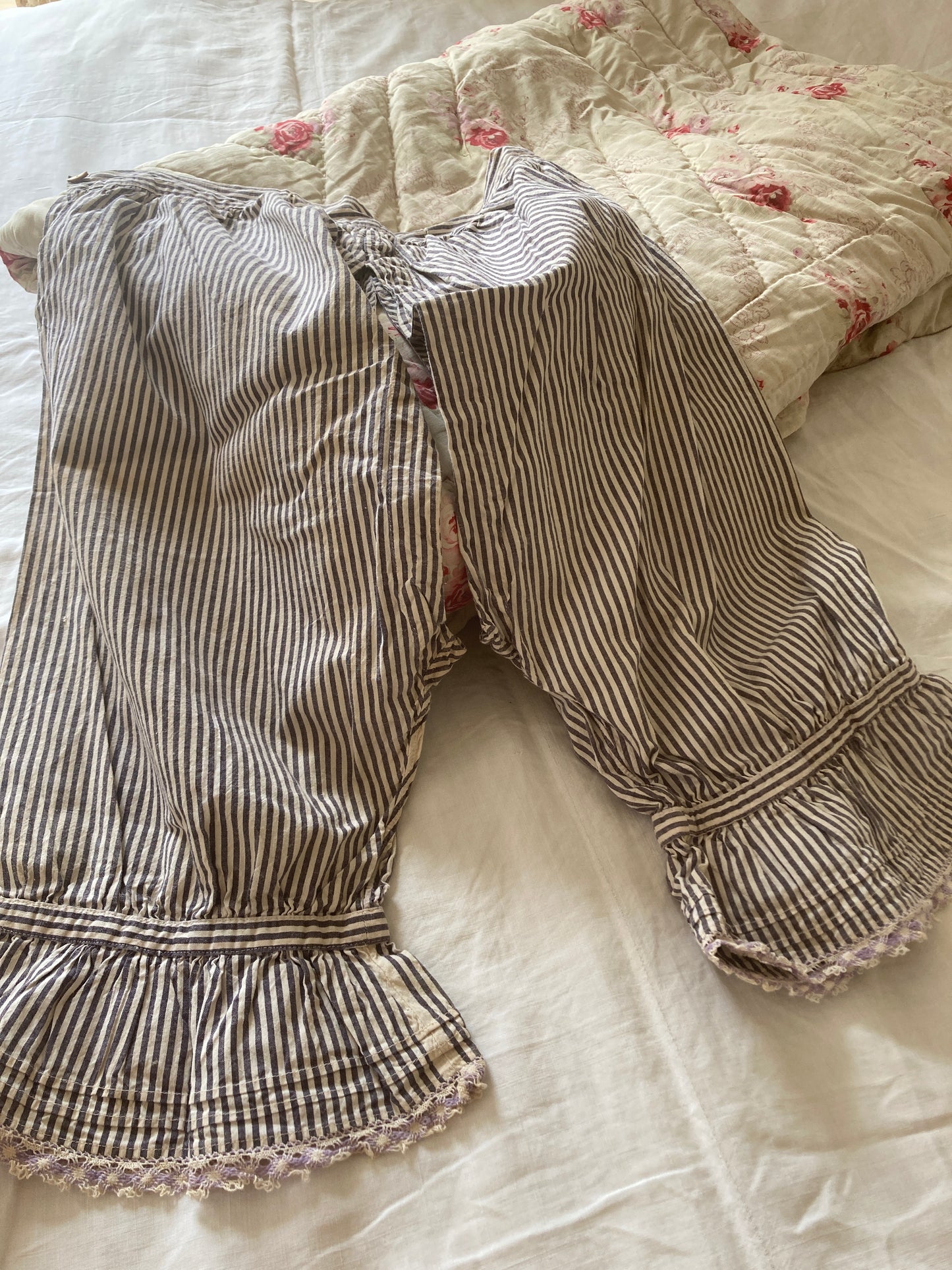 Striped french linen bloomers