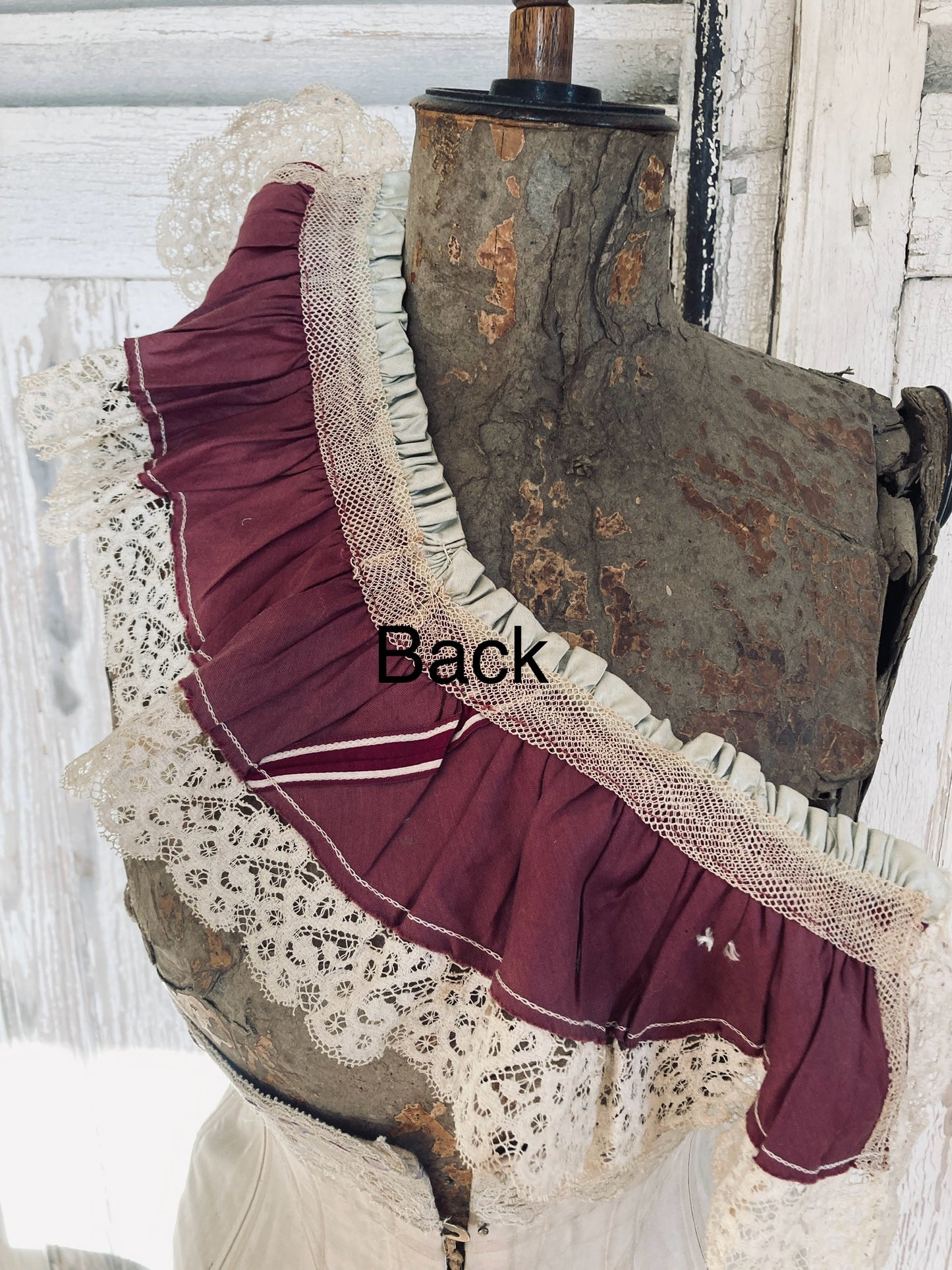 Victorian collar