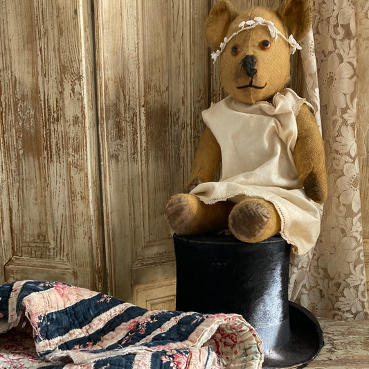 Old French jointed bear