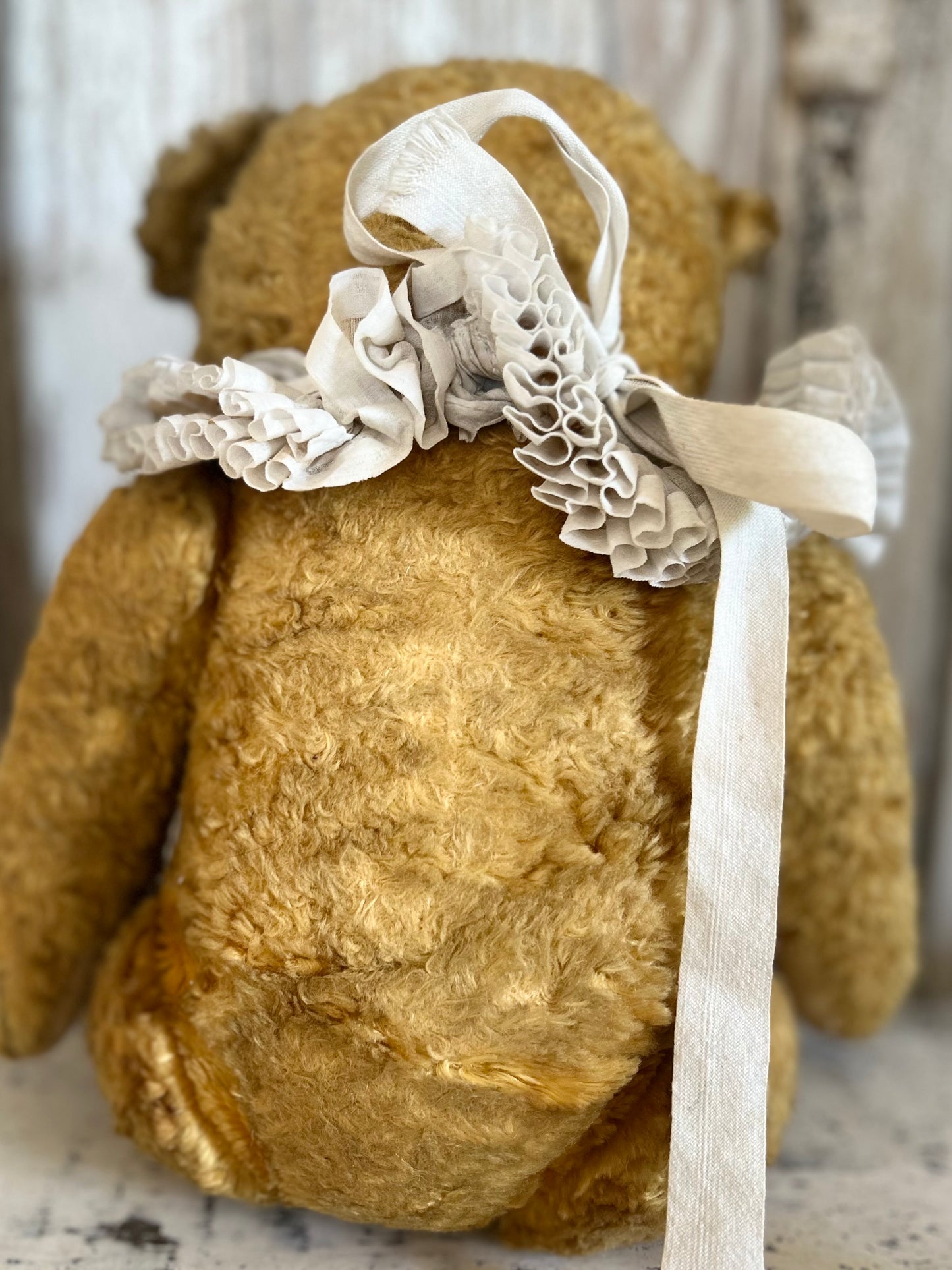 Vintage teddy bear (Bertie)
