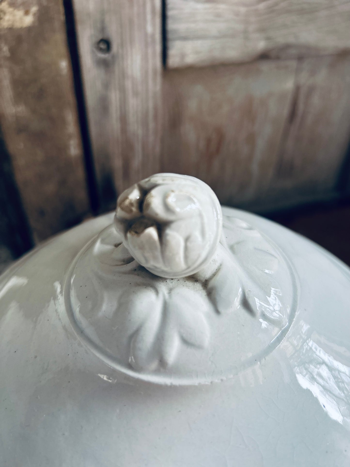 Old white french soupier
