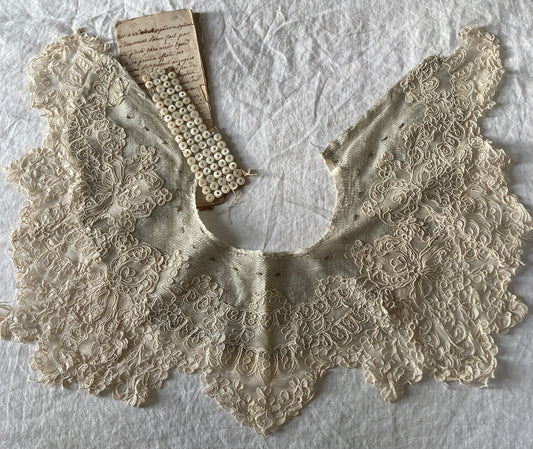 French metal wirework lace collar