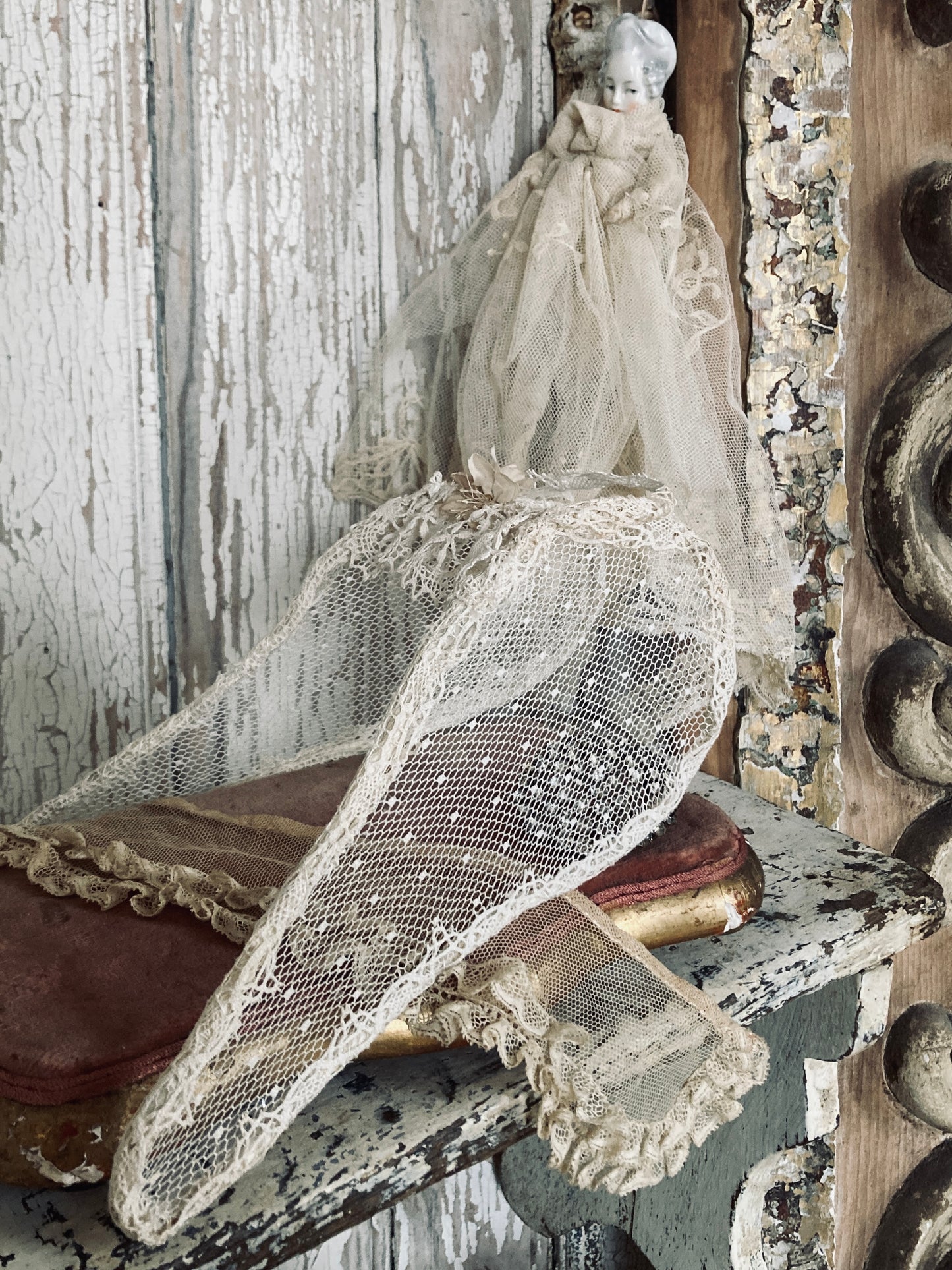 Antique lace wings