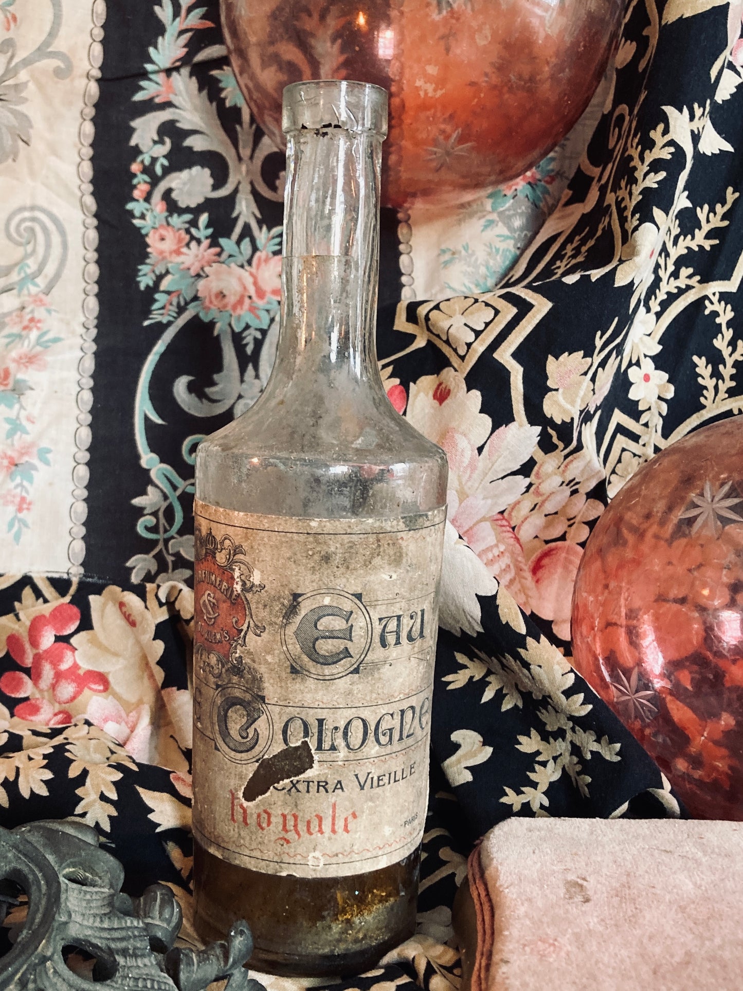 Old french parfum bottle
