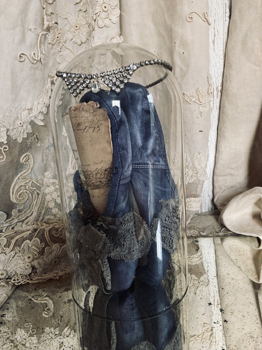 Ballet pointes french wirework trims.