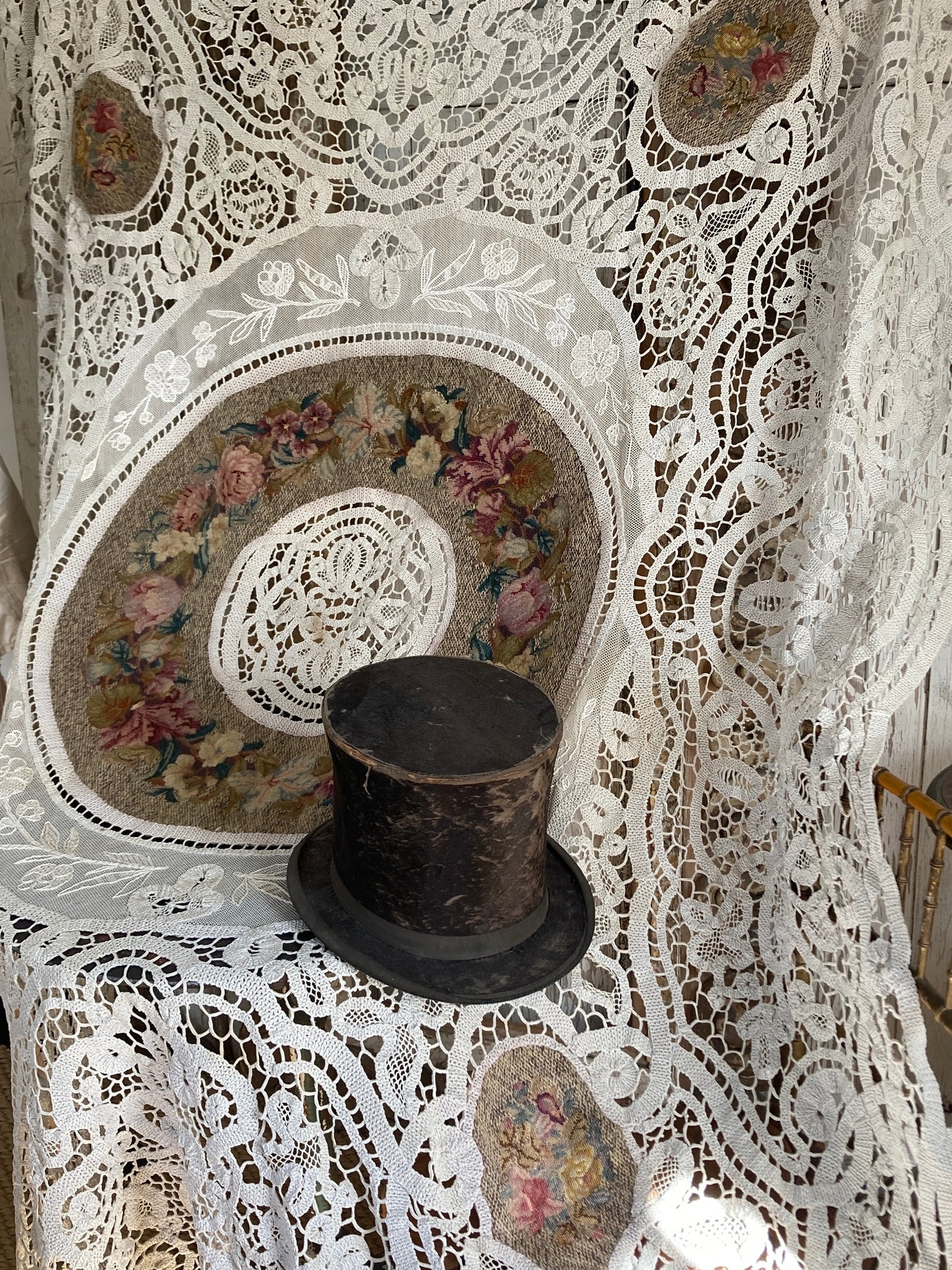 Glorious fine tapestry and crochet lace panelled table covering.