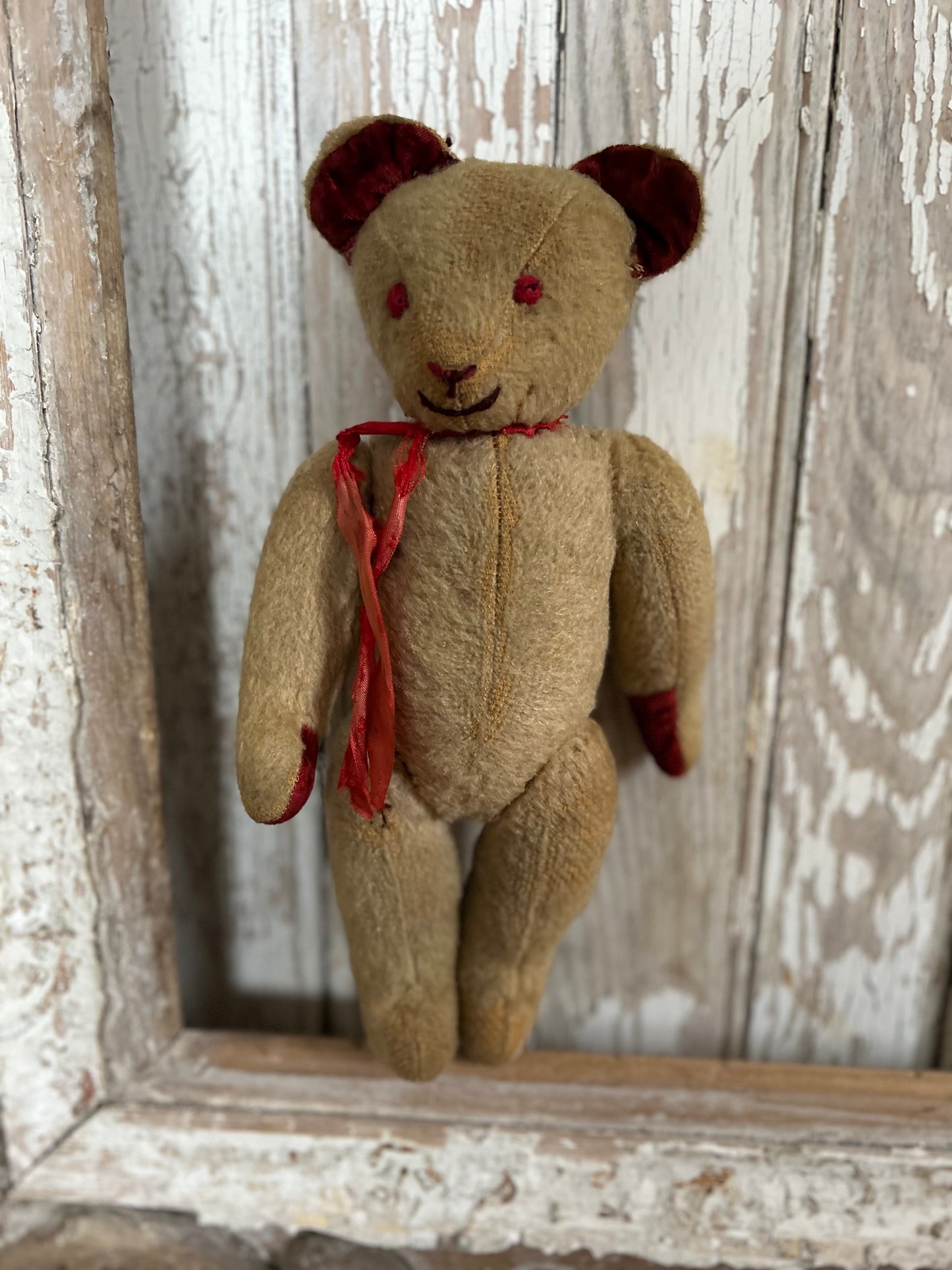 Vintage teddy bear, Mr Rouge