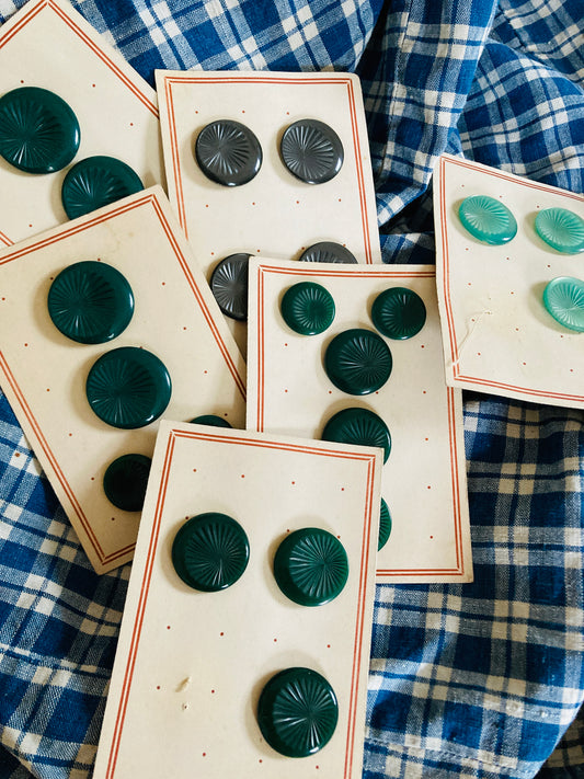 Vintage french buttons. The green collection.