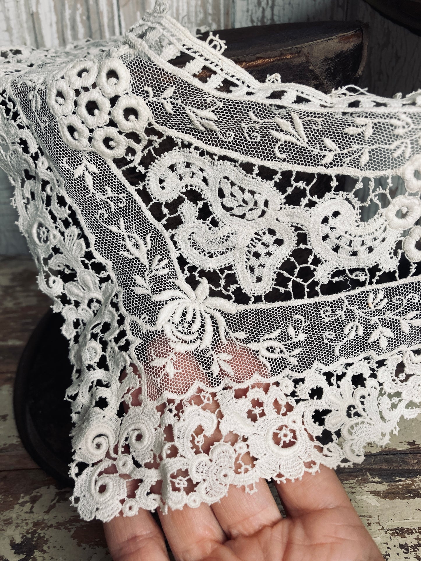 White antique lace collar