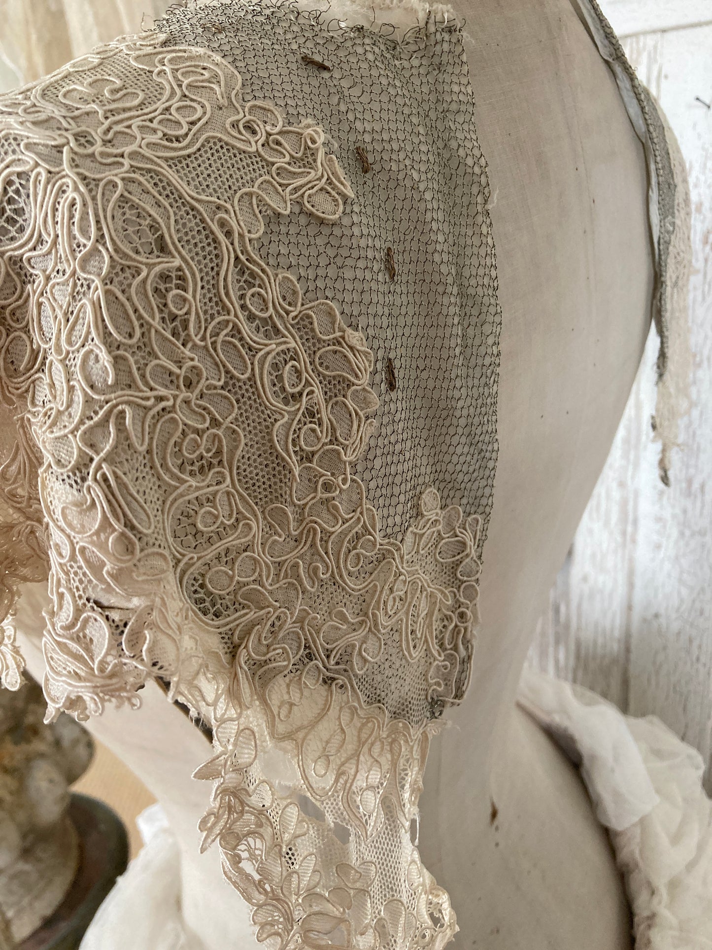 French metal wirework lace collar