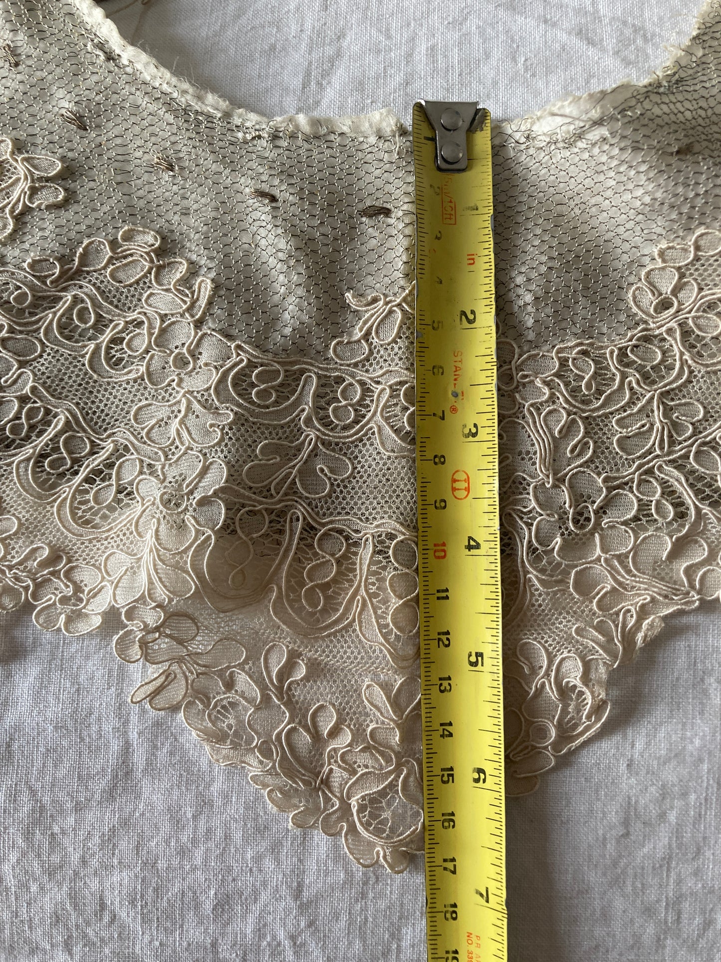 French metal wirework lace collar
