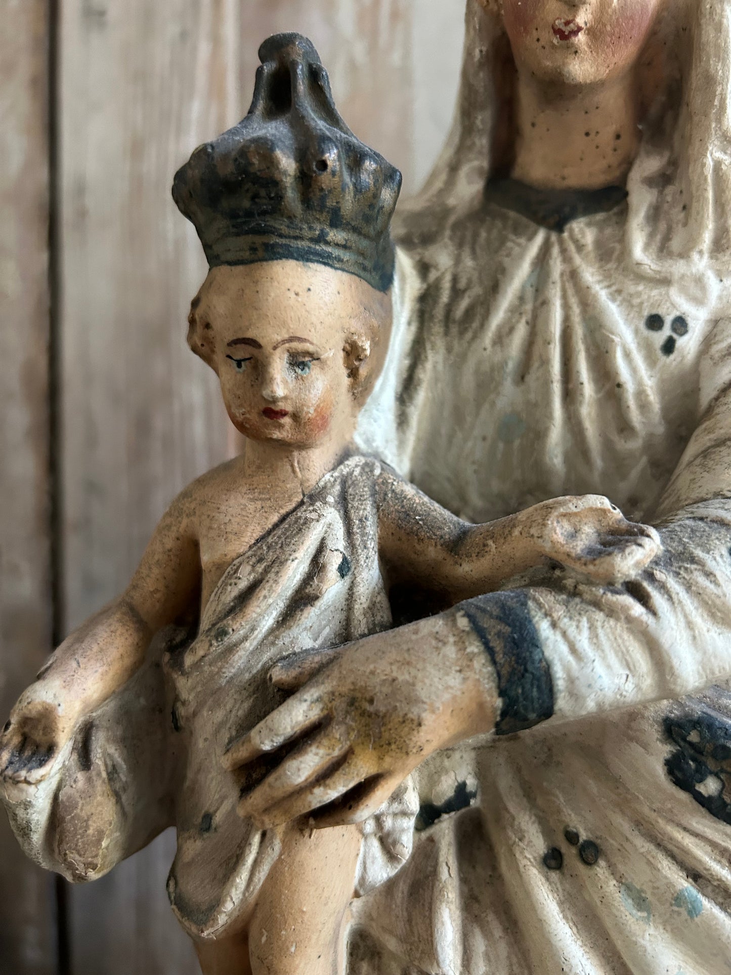 A stunning Madonna and child religious statue.