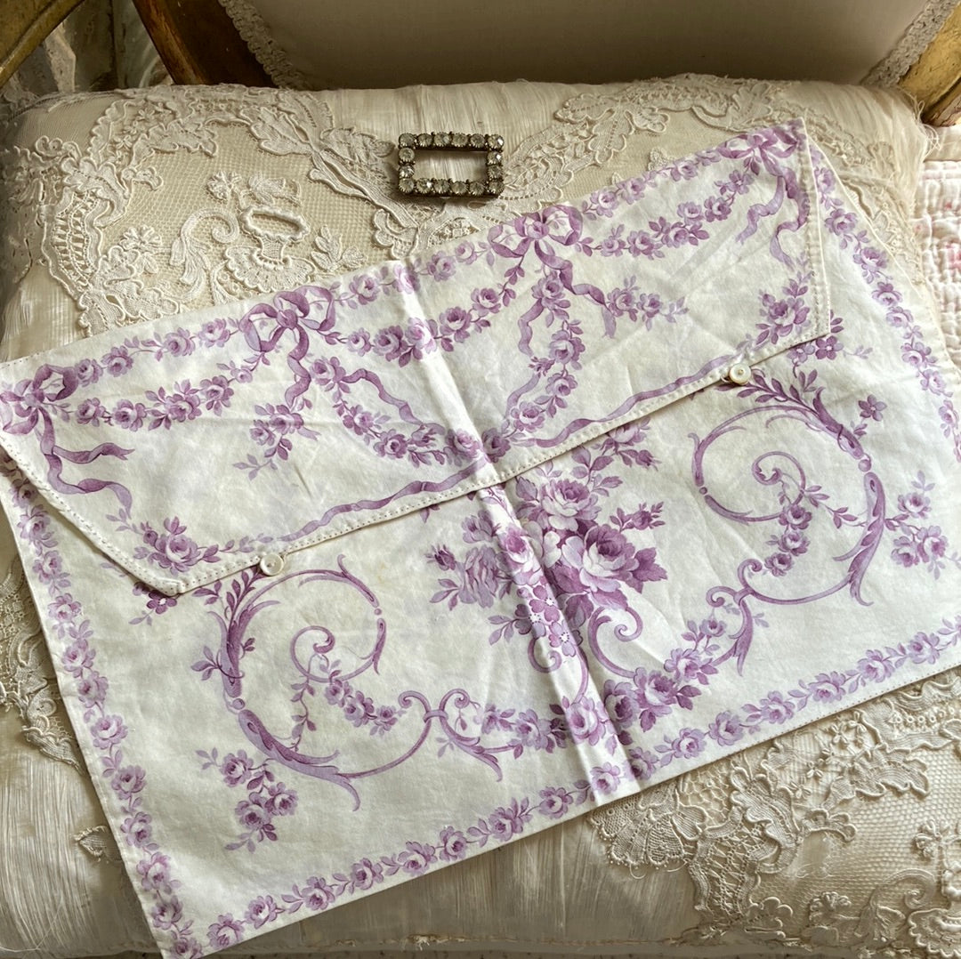 Edwardian glazed cotton Lingerie case