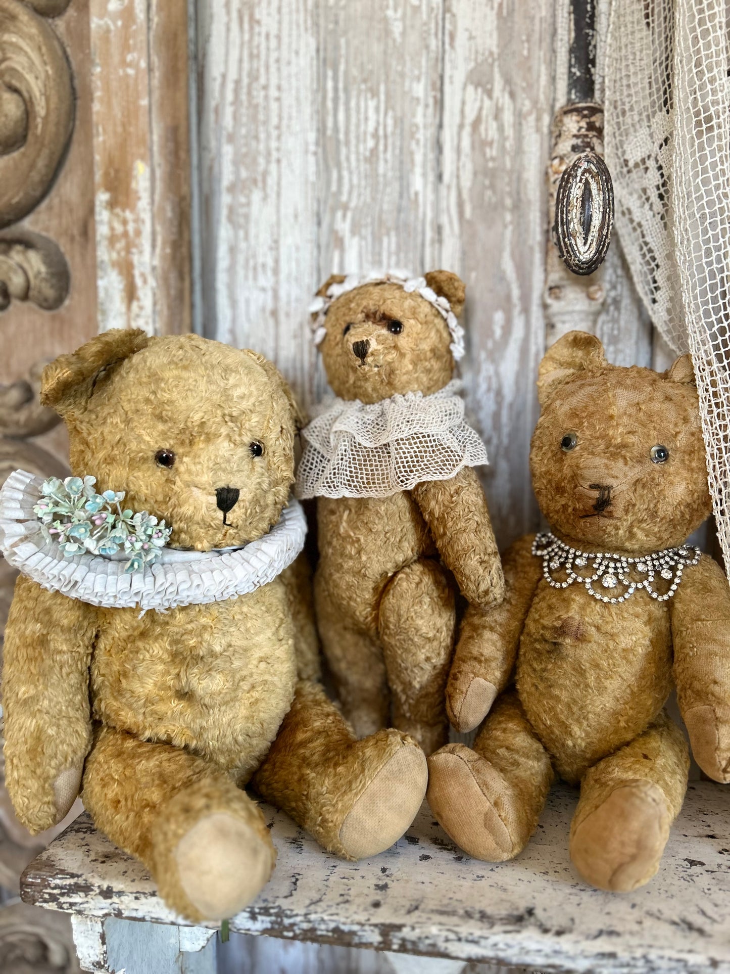 Vintage teddy bear (Bertie)