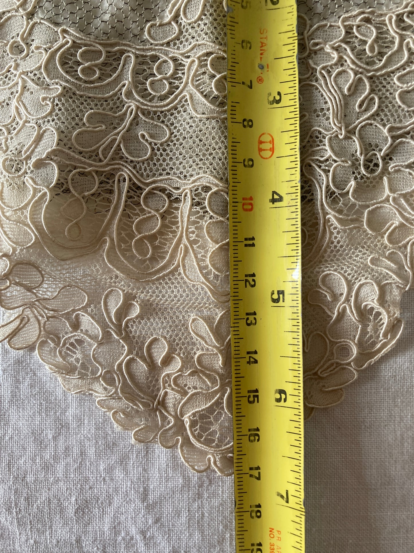 French metal wirework lace collar